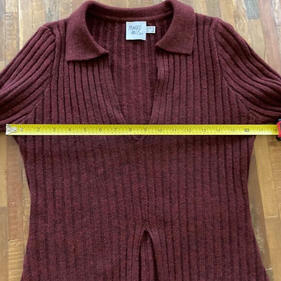 Princess Polly Maroon Split Bottom Ribbed Sweater, GORGEOUS! - Picture 6 of 6